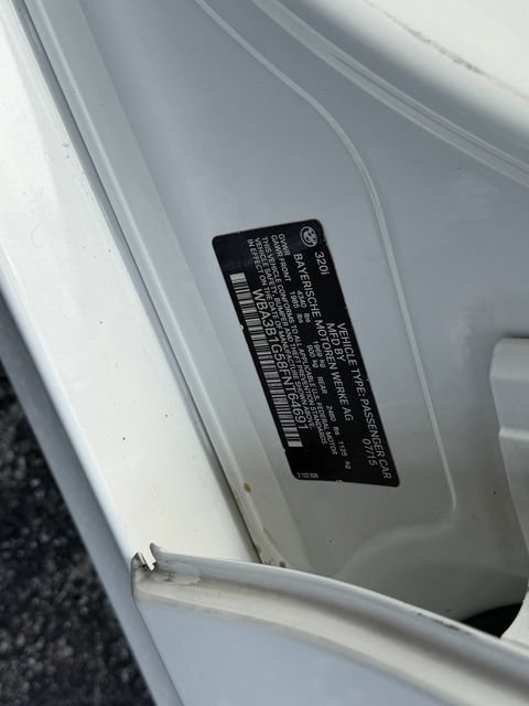 Used 2015 BMW 320i Sedan RWD image 21