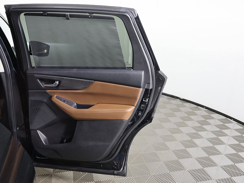 Used 2024 Acura MDX SH-AWD w/ Advance Package image 31