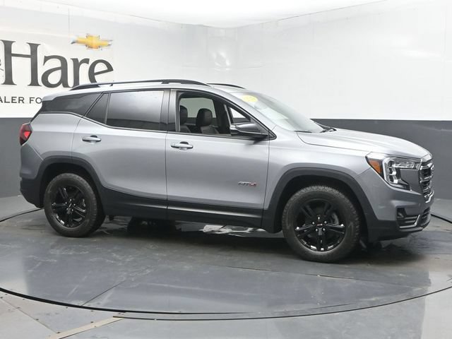 Used 2024 GMC Terrain AT4