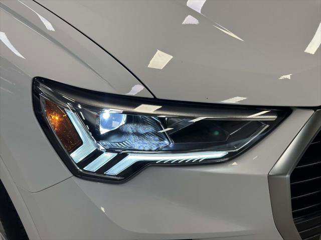 Used 2025 Audi Q3 2.0T Premium w/ Convenience Package image 7