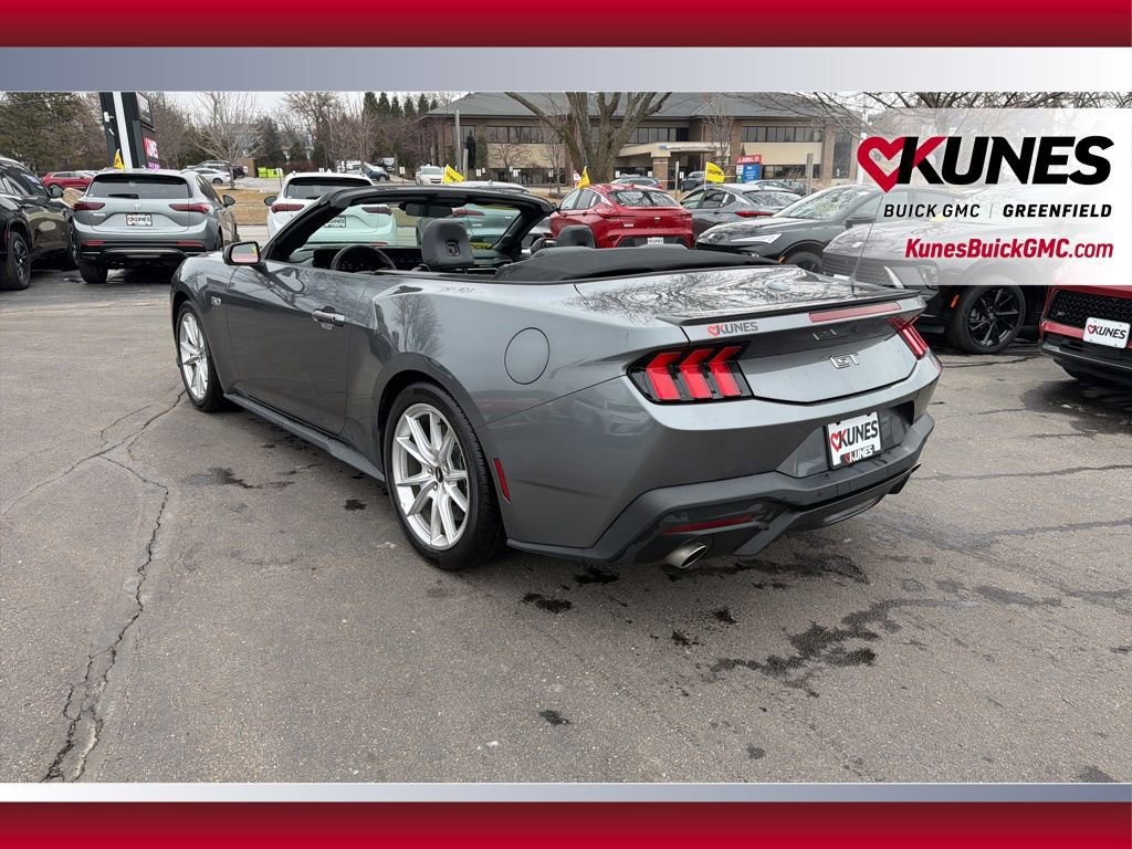 Used 2025 Ford Mustang GT Premium image 9