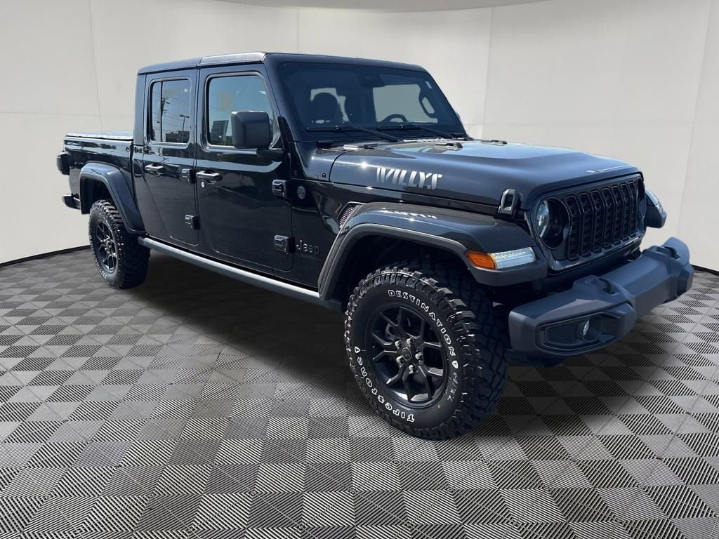 Used 2024 Jeep Gladiator Willys image 7