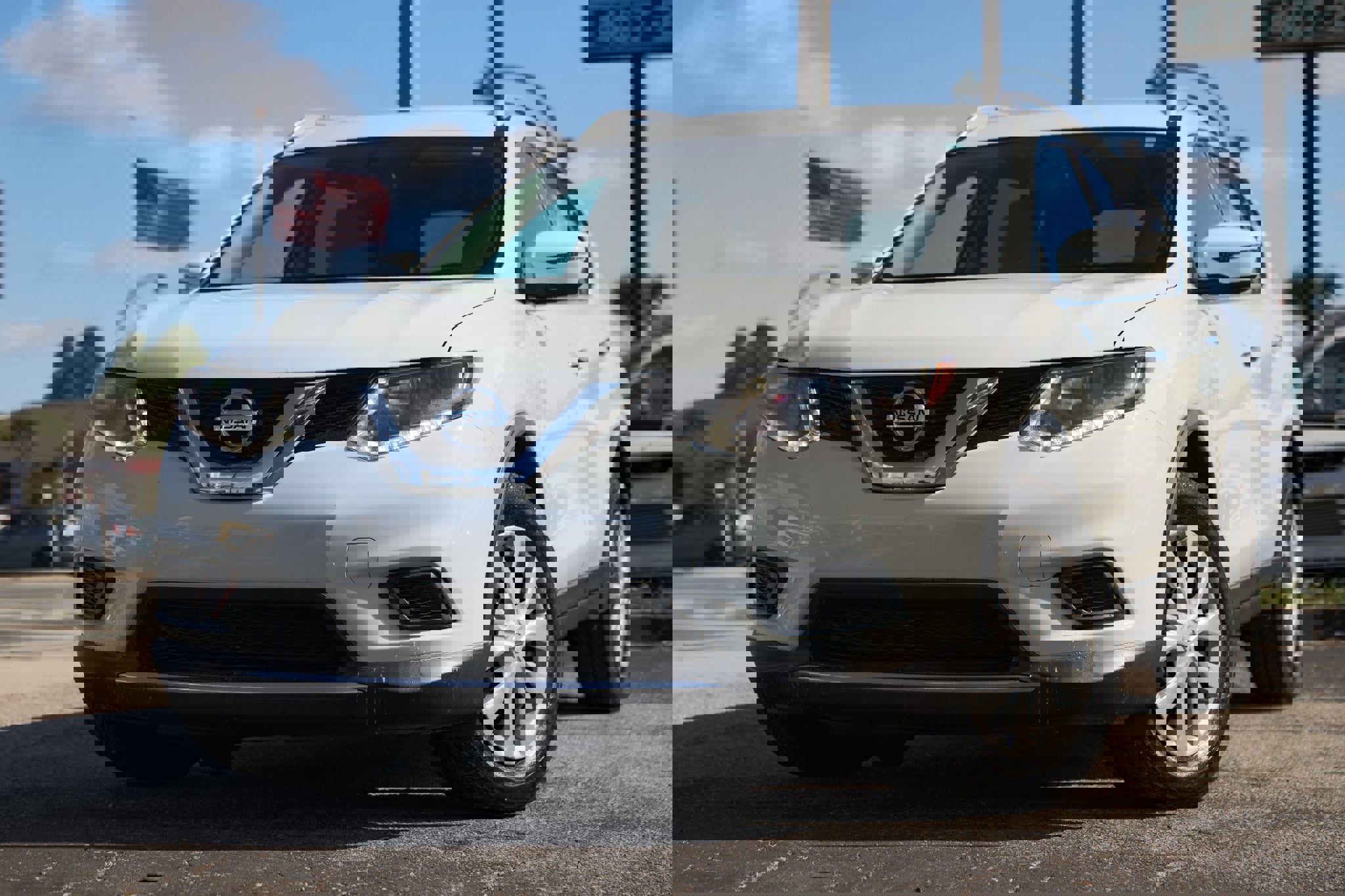 Used 2016 Nissan Rogue S w/ Appearance Package