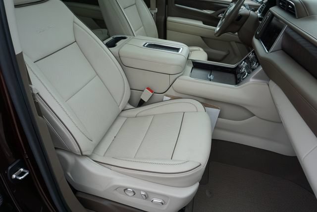 Certified 2023 GMC Yukon Denali w/ Advanced Technology Package AWD/4WD image 30