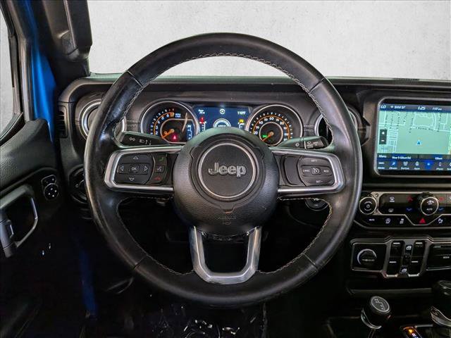 Used 2020 Jeep Gladiator Overland w/ Dual Top Group AWD/4WD image 12