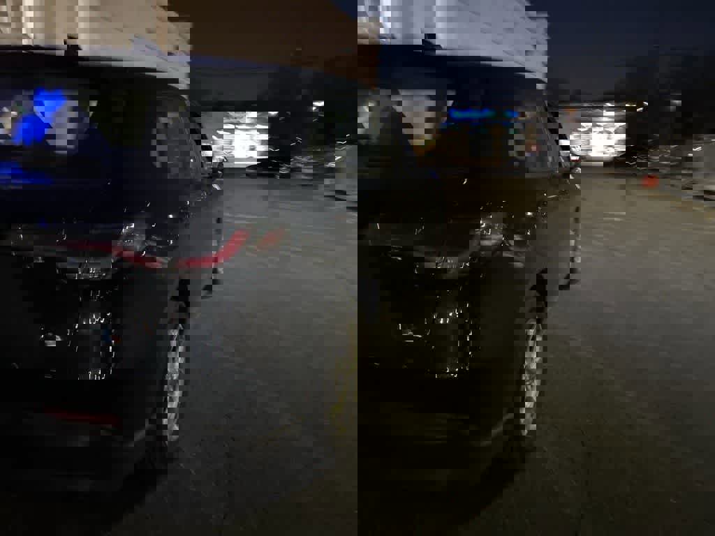 Used 2023 Honda HR-V LX image 17