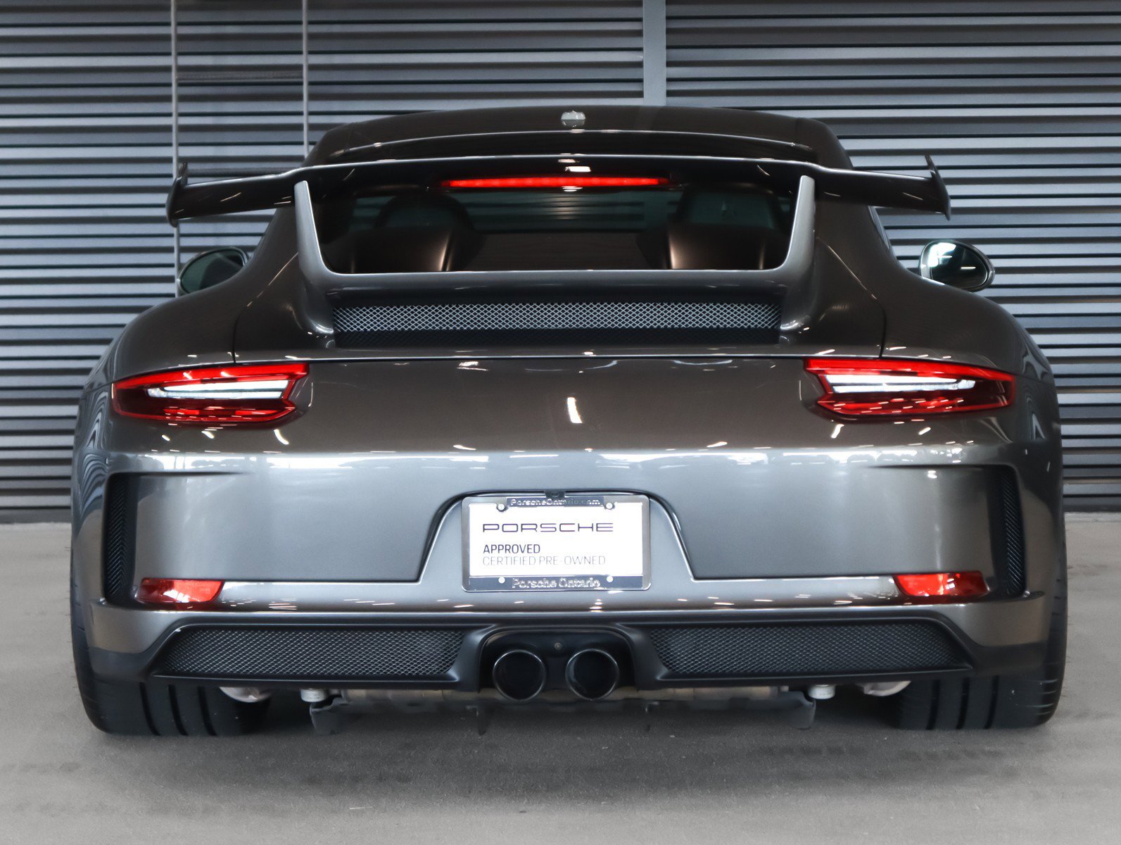 Used 2018 Porsche 911 GT3 RWD image 9