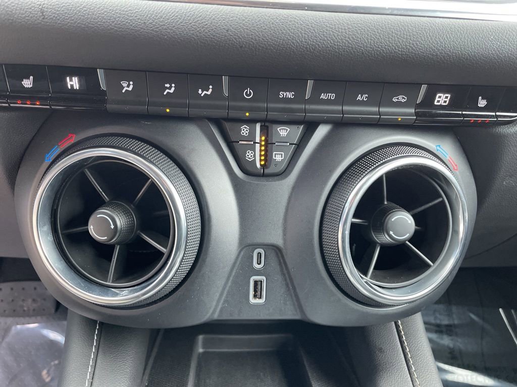 Used 2024 Chevrolet Blazer LT w/ Convenience Package image 18