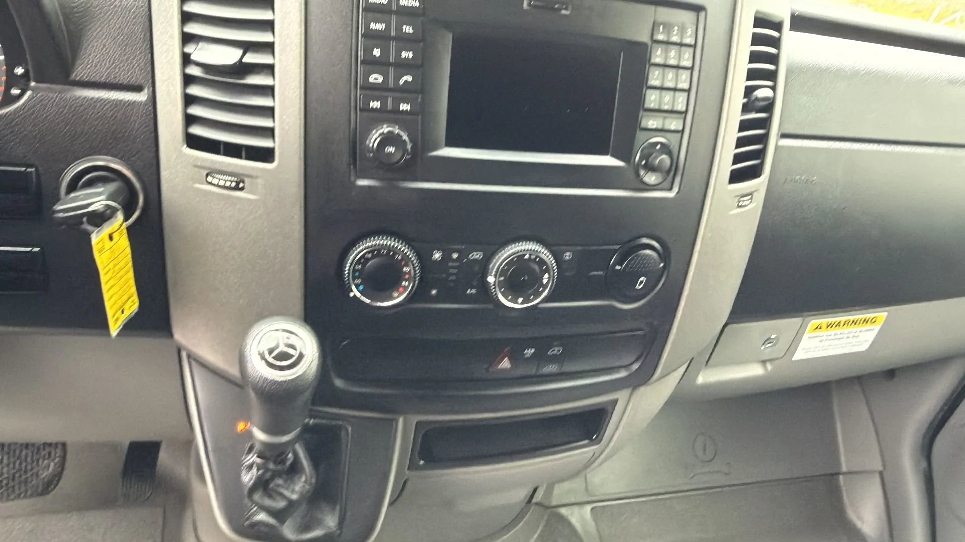 Used 2017 Mercedes-Benz Sprinter 2500 image 11