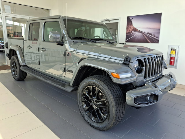 Used 2023 Jeep Gladiator Overland