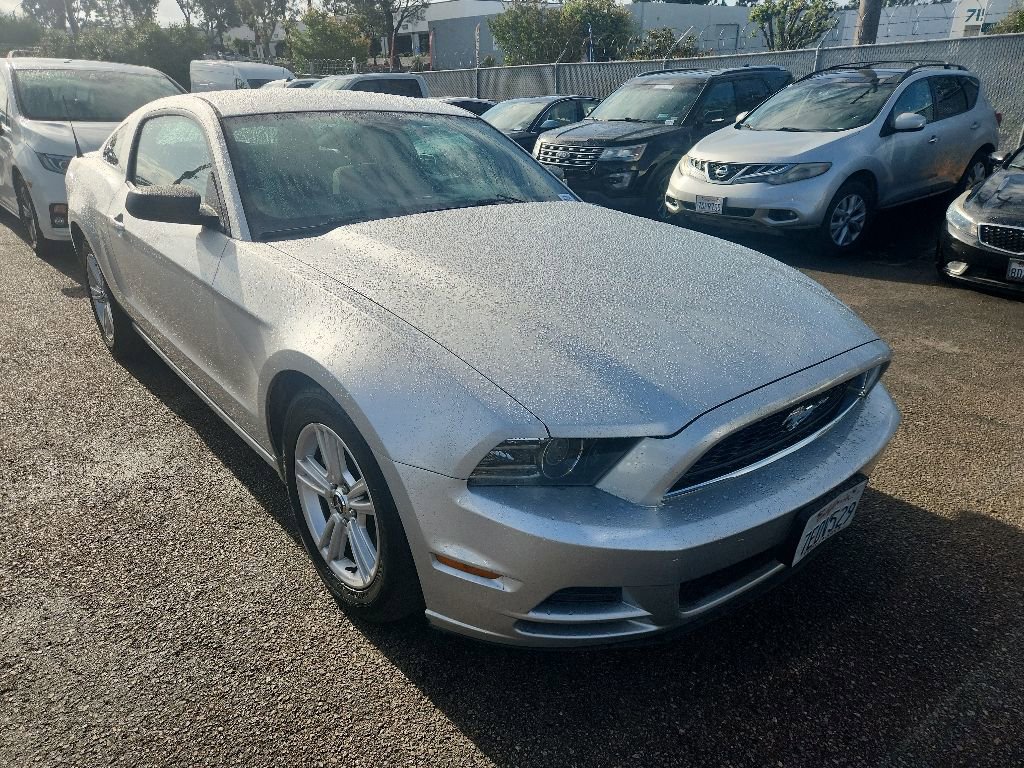 Used 2014 Ford Mustang Coupe RWD image 1