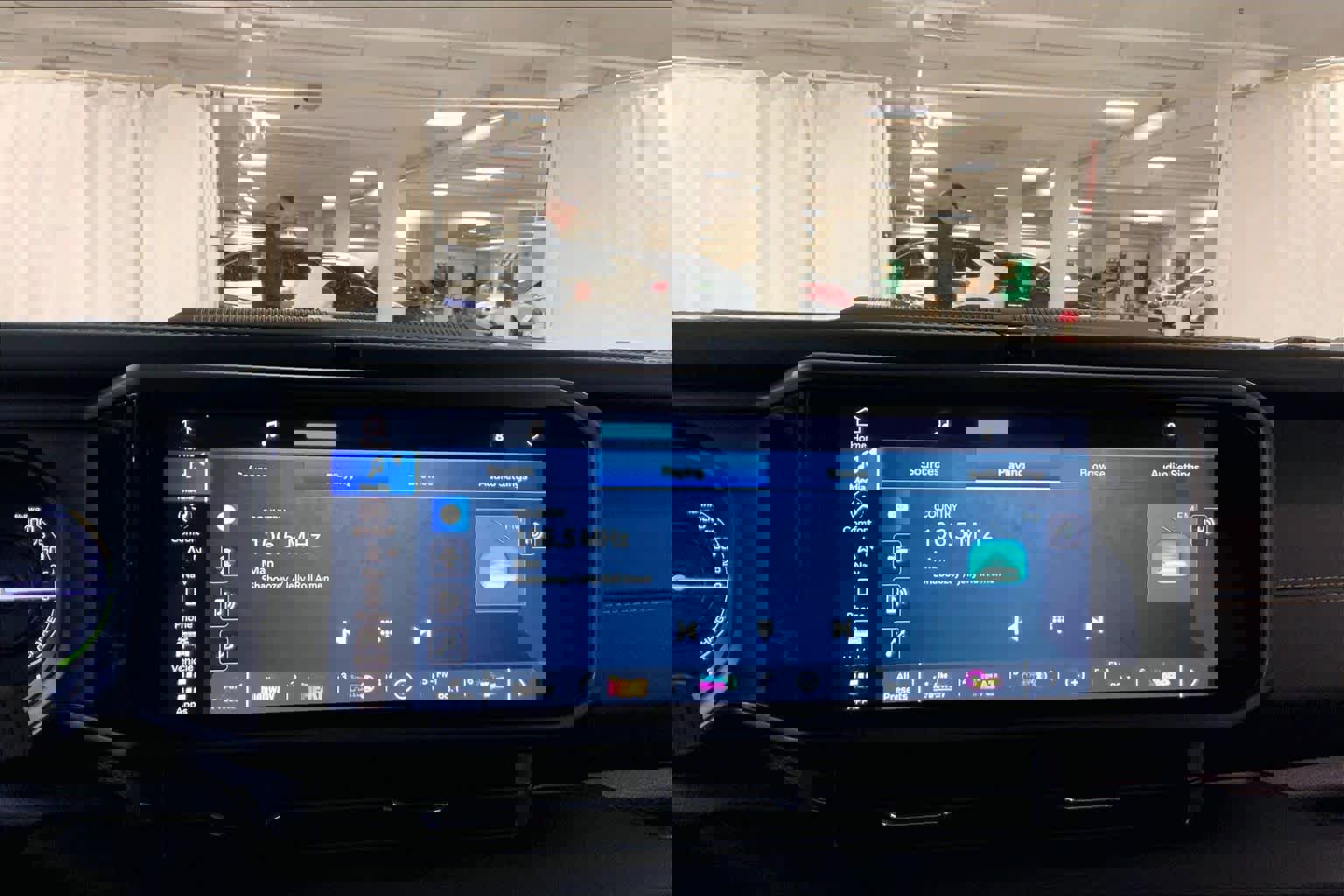 Used 2024 Jeep Wrangler Sahara w/ Technology Group image 35