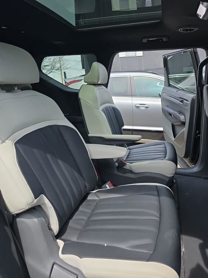 Certified 2024 Kia EV9 GT-Line AWD/4WD image 6