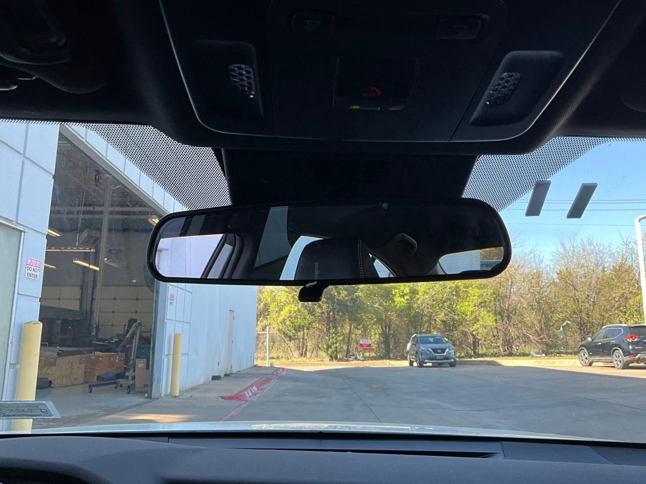 Used 2025 Toyota Camry SE image 19