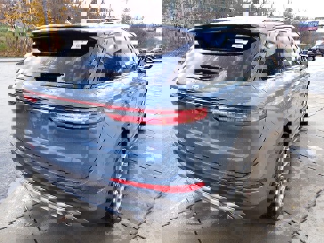 New 2026 Lincoln Corsair Premiere image 6