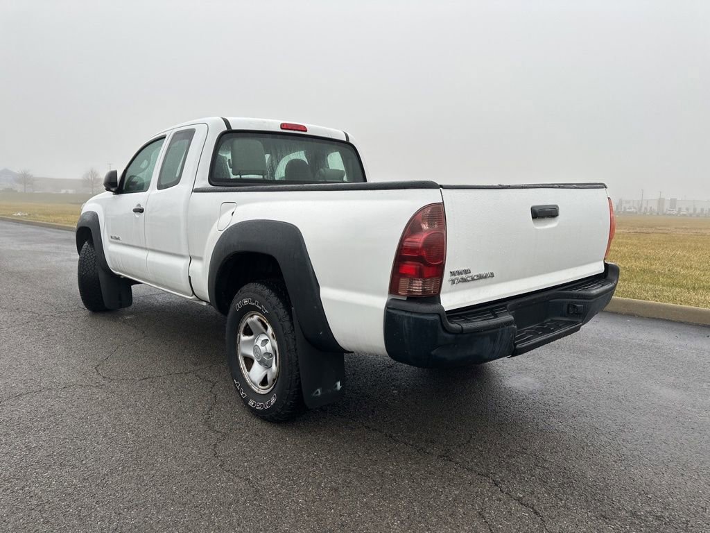 Used 2013 Toyota Tacoma 4x4 Access Cab image 8