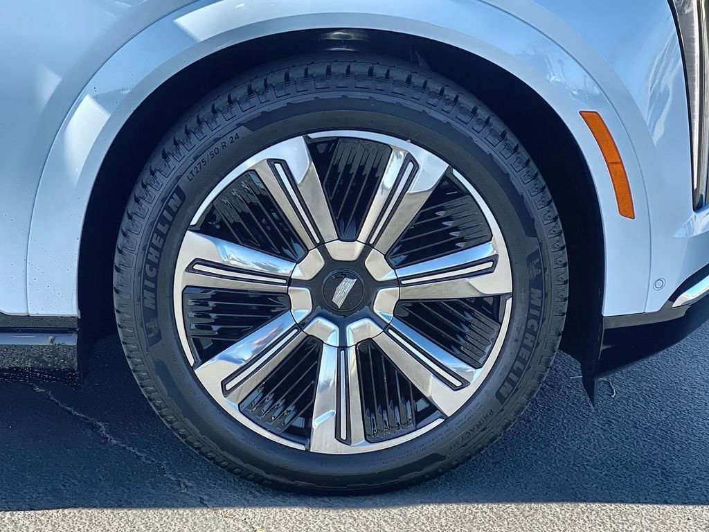Used 2026 Cadillac Escalade IQL Luxury AWD/4WD image 41