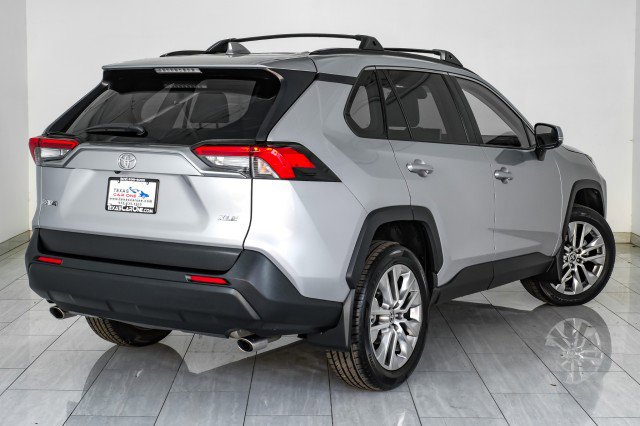 Used 2024 Toyota RAV4 XLE Premium FWD image 6