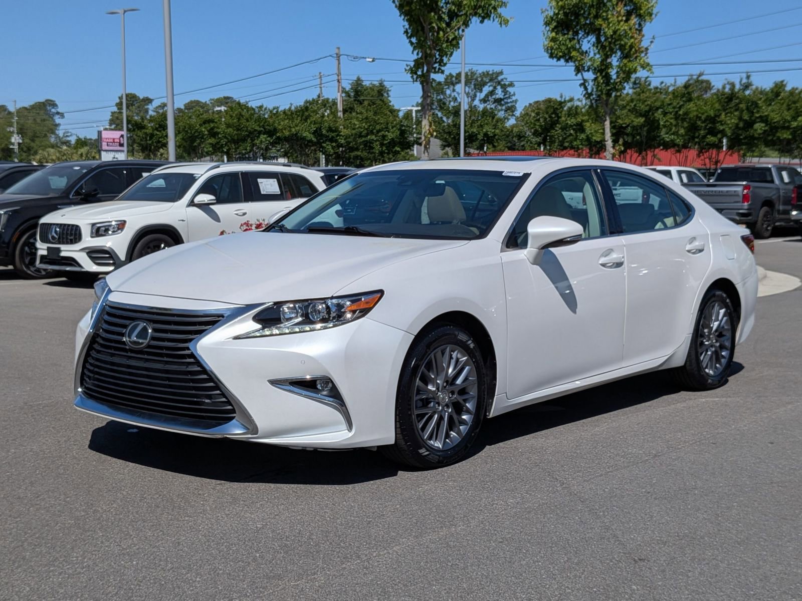 Used 2018 Lexus ES 350 w/ Premier Package image 7
