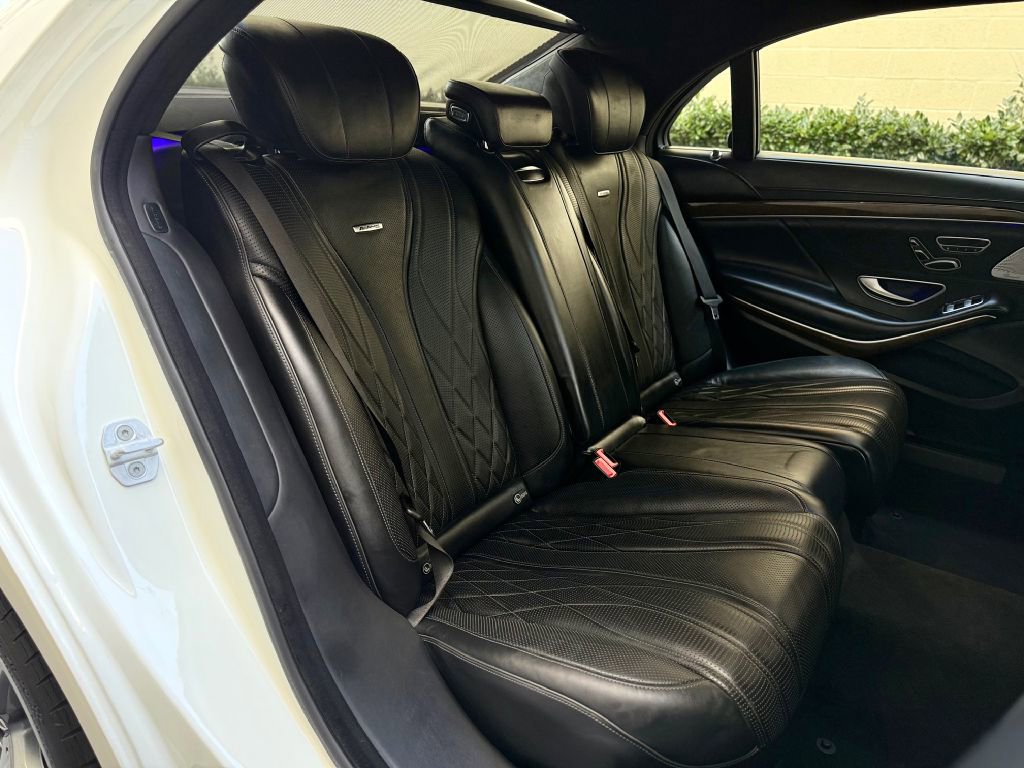 Used 2015 Mercedes-Benz S 63 AMG 4MATIC Sedan image 29