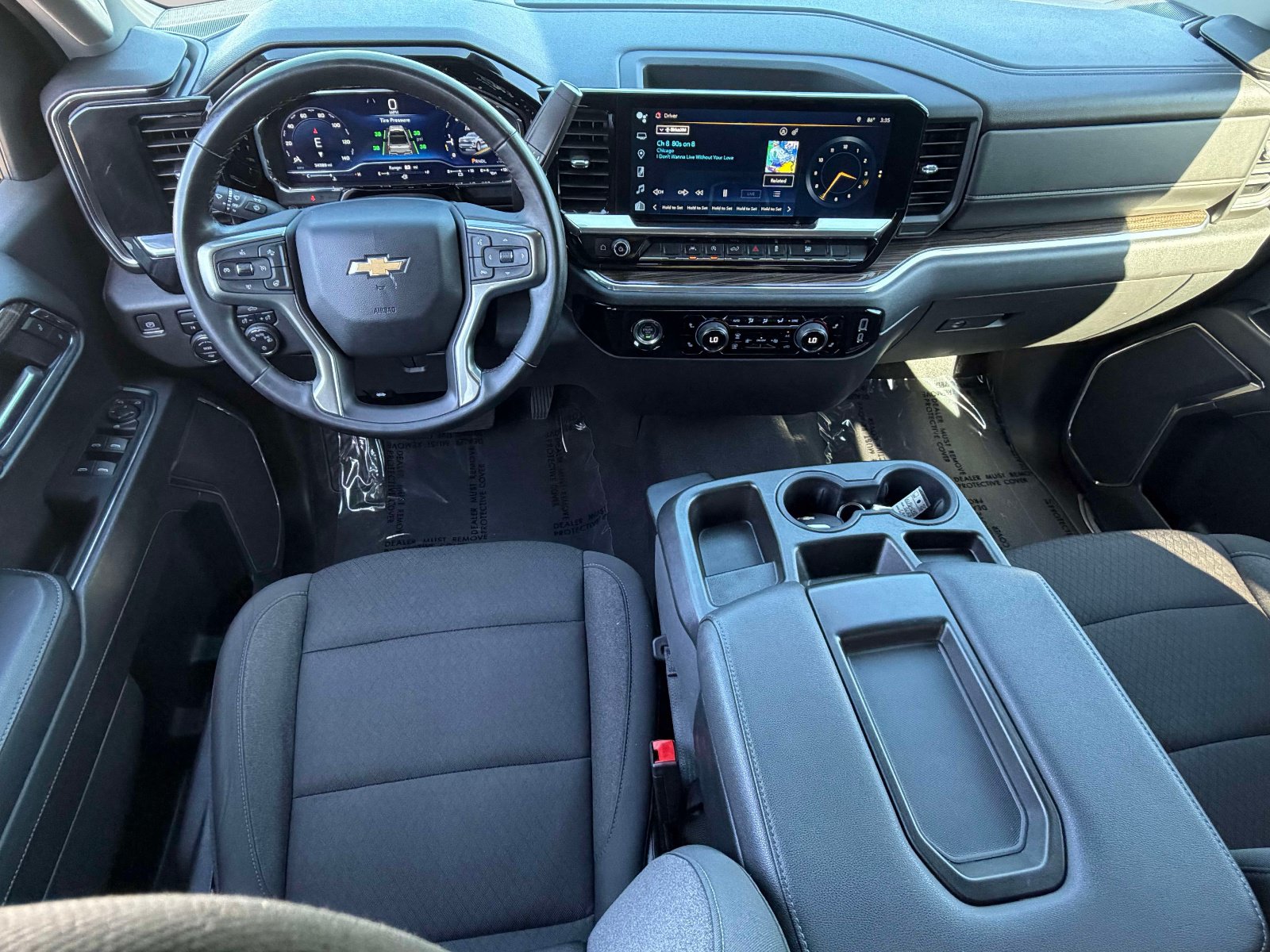 Used 2023 Chevrolet Silverado 1500 LT AWD/4WD image 7