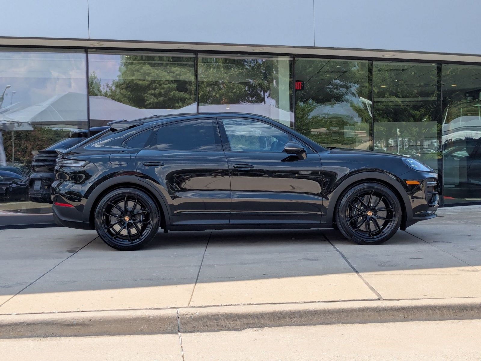New 2026 Porsche Cayenne Turbo GT image 8