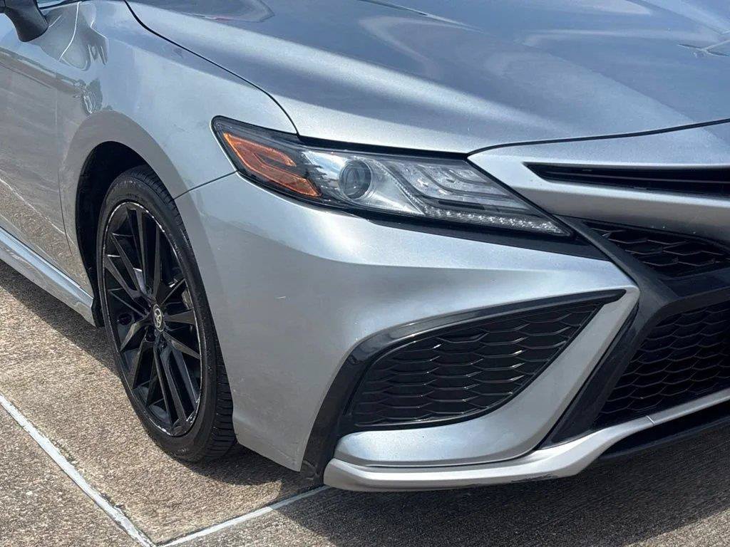 Used 2024 Toyota Camry XSE FWD image 5