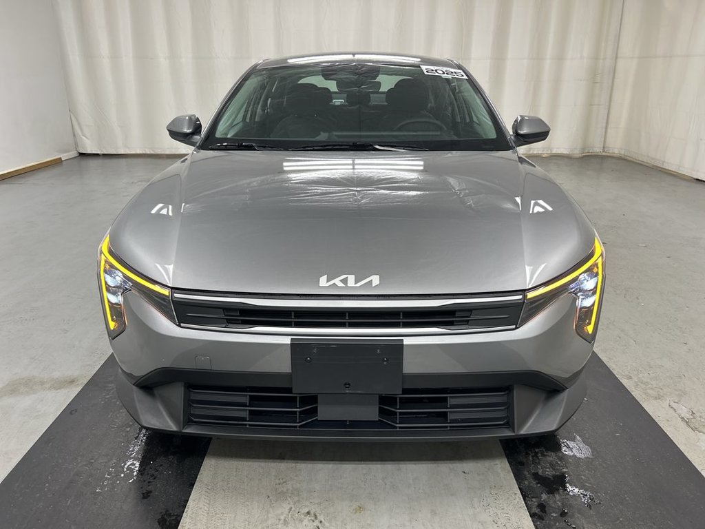 Certified 2025 Kia K4 FWD image 3