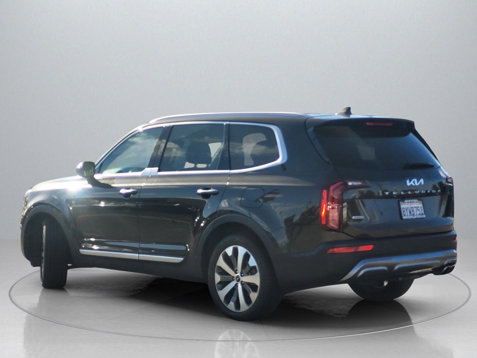 Used 2022 Kia Telluride S image 5