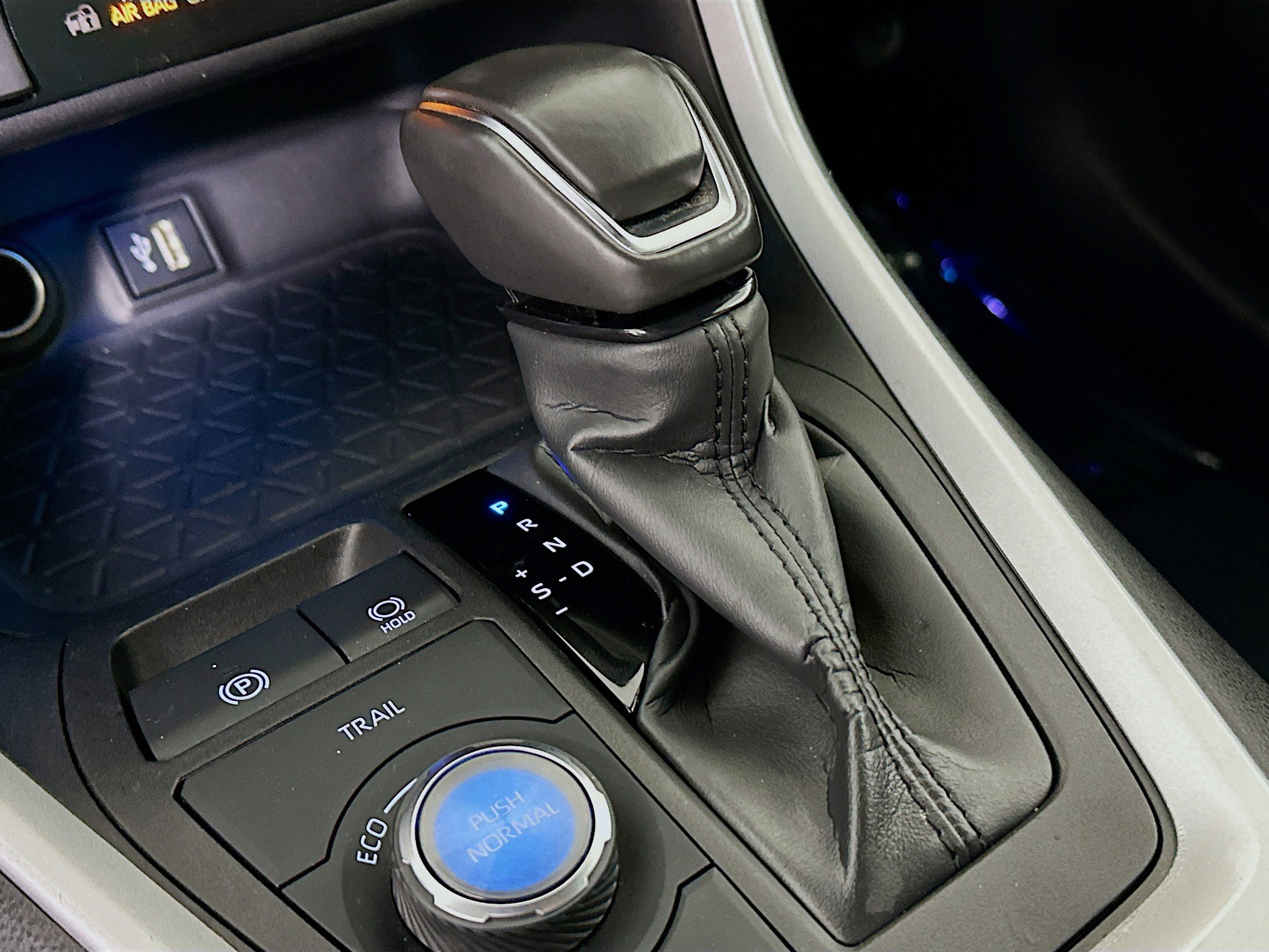 Used 2024 Toyota RAV4 XSE image 21