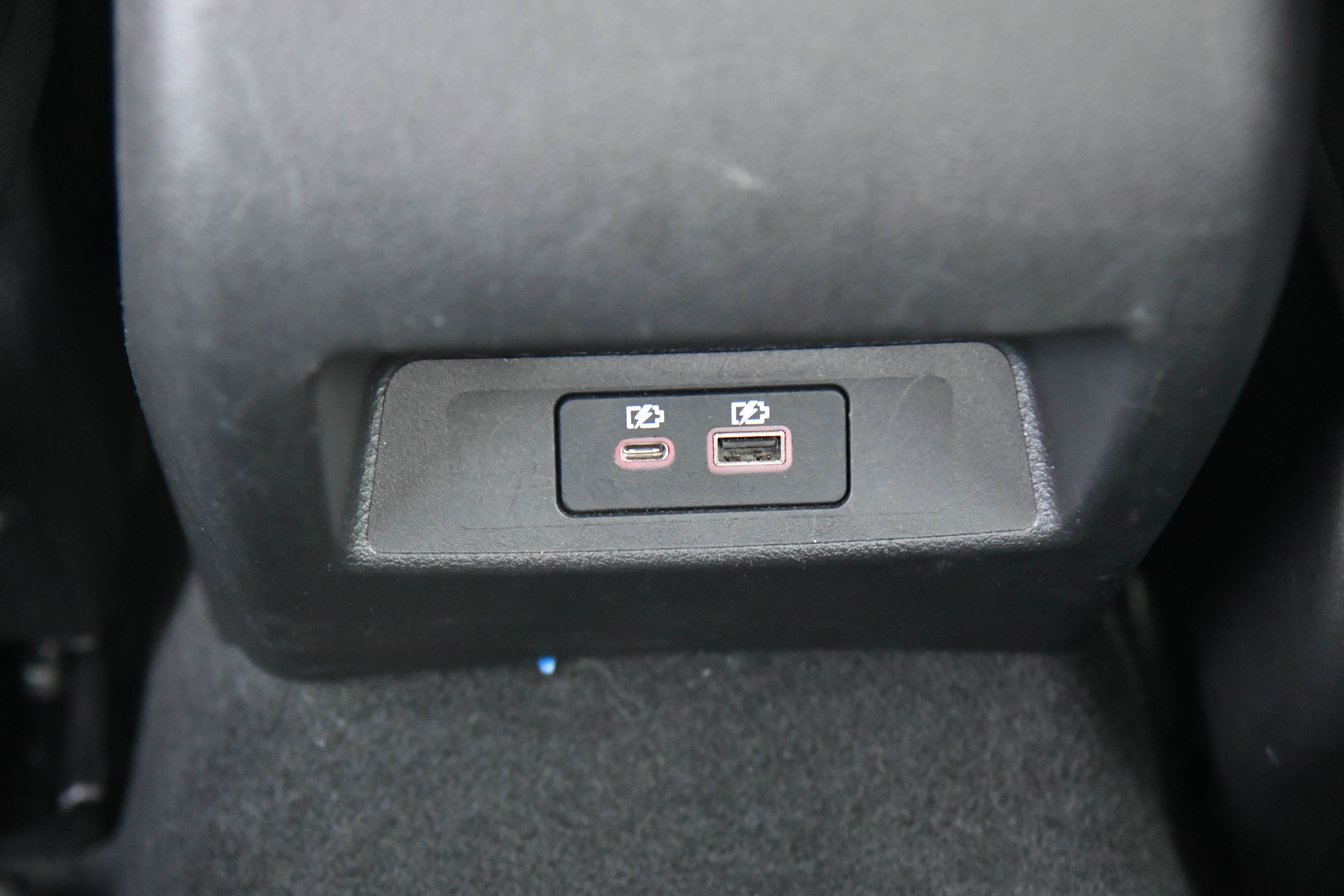 Used 2024 Nissan Altima 2.5 SV image 34