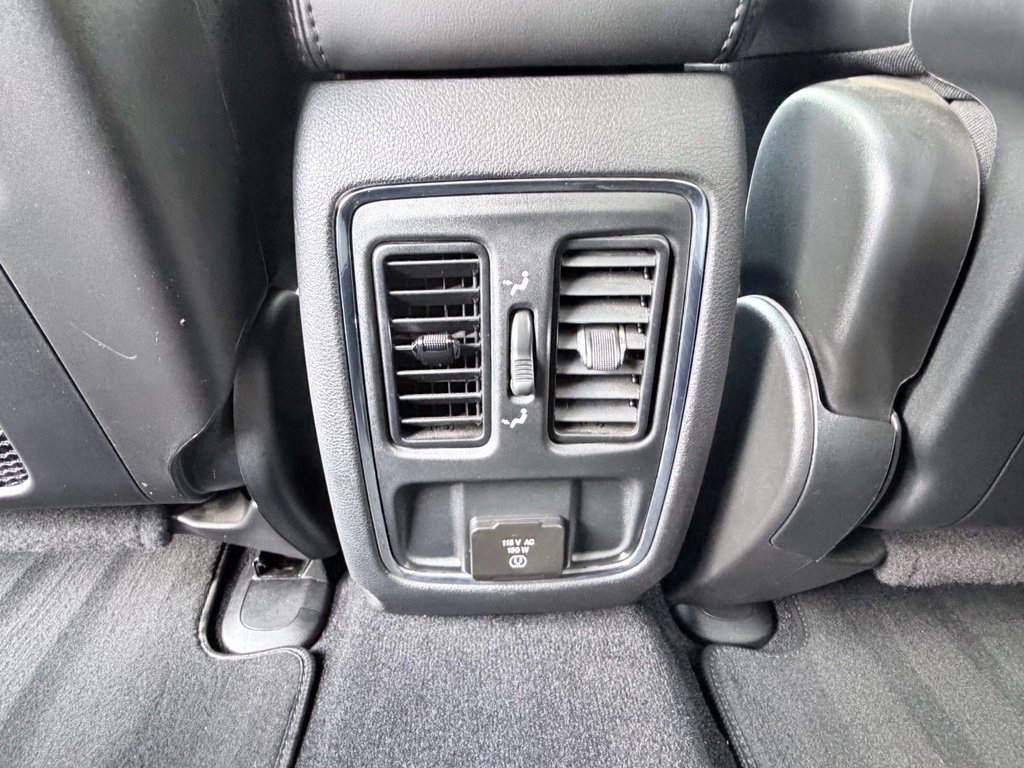 Used 2021 Jeep Grand Cherokee Laredo X image 26