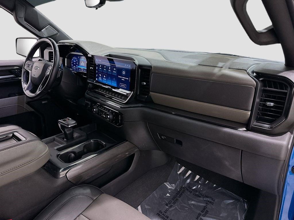 Certified 2022 Chevrolet Silverado 1500 ZR2 w/ Technology Package AWD/4WD image 30