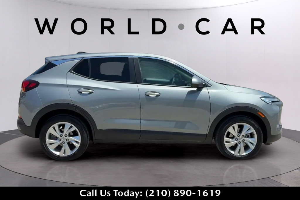 Used 2026 Buick Encore GX Preferred w/ Advanced Technology Package FWD image 2