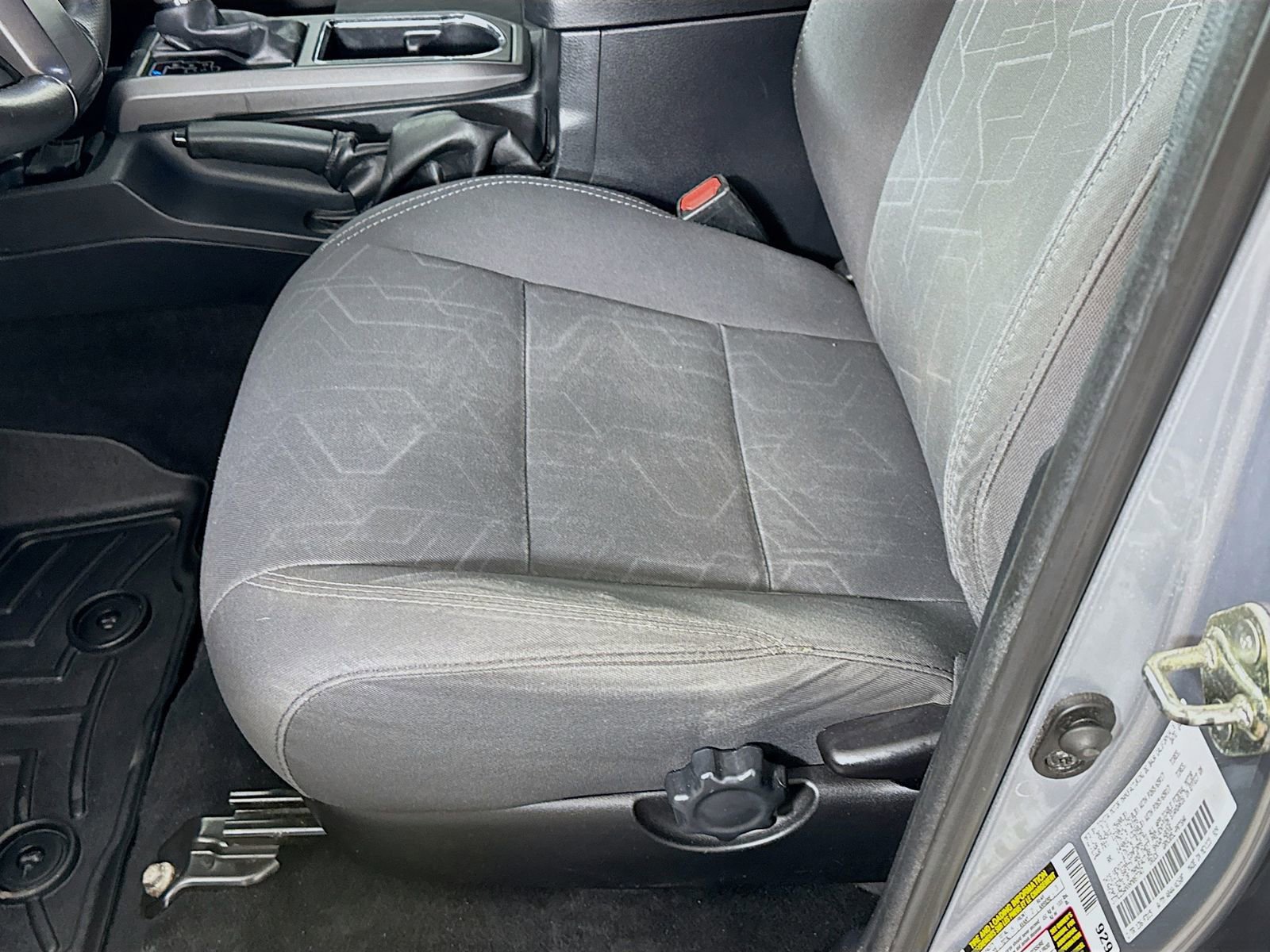 Used 2017 Toyota Tacoma TRD Sport w/ Premium & Technology Package image 16