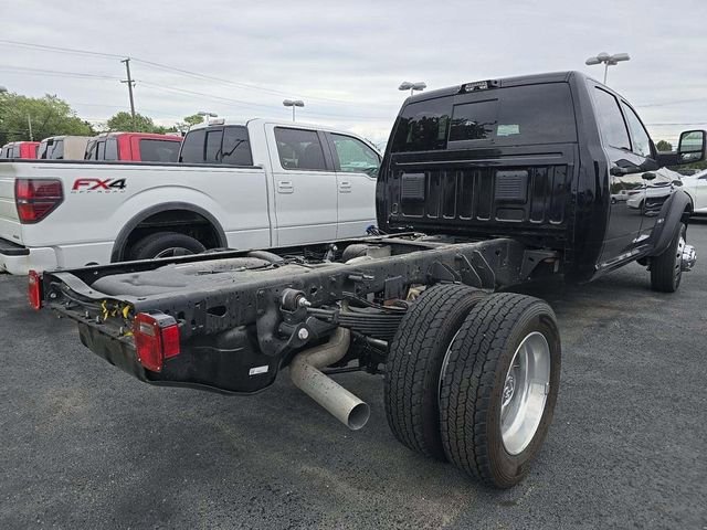 Used 2025 RAM 5500 4x4 Crew Cab image 2