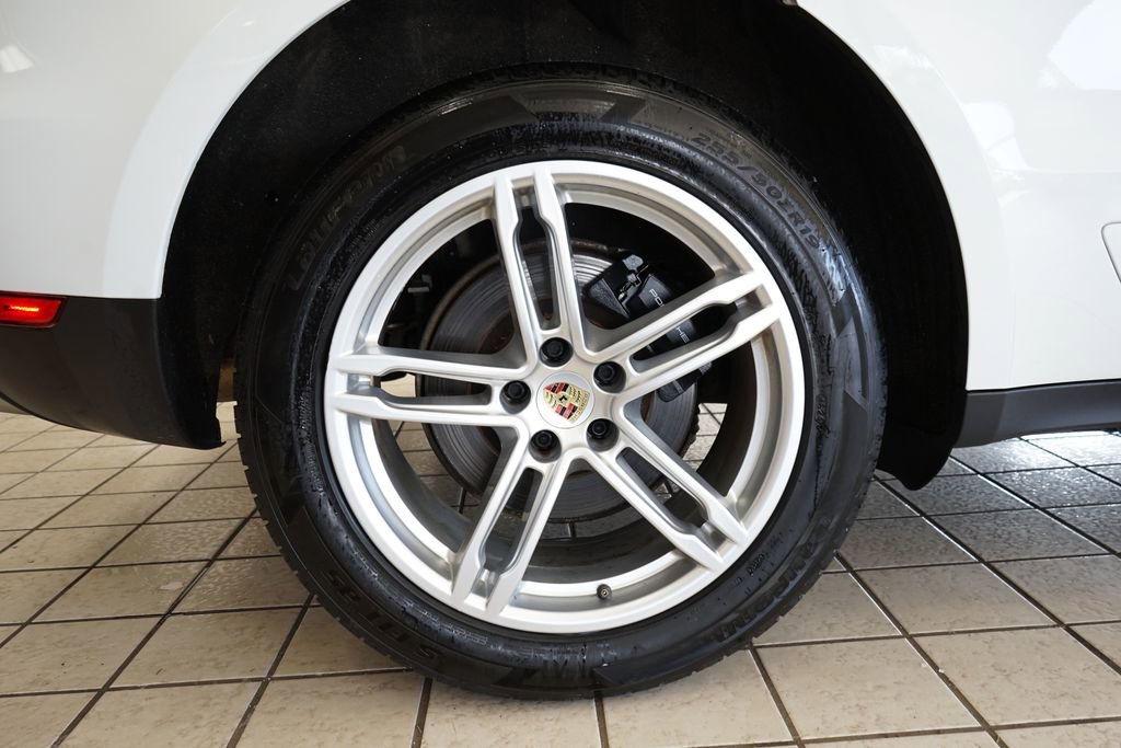 Used 2019 Porsche Macan image 57