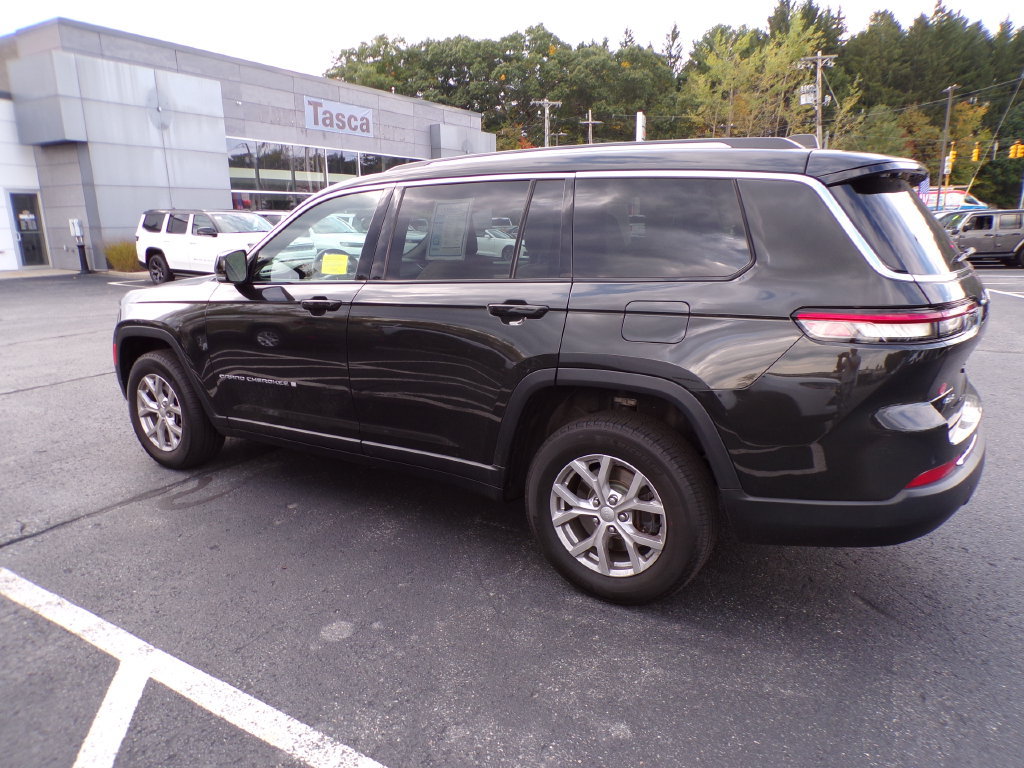 Used 2023 Jeep Grand Cherokee L Limited AWD/4WD image 14