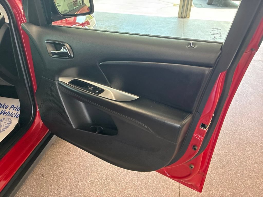 Used 2018 Dodge Journey SE FWD image 26