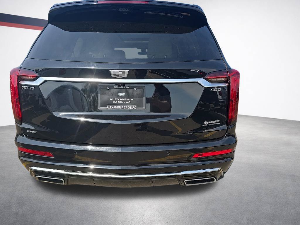 Used 2022 Cadillac XT6 Premium Luxury w/ Technology Package AWD/4WD image 5