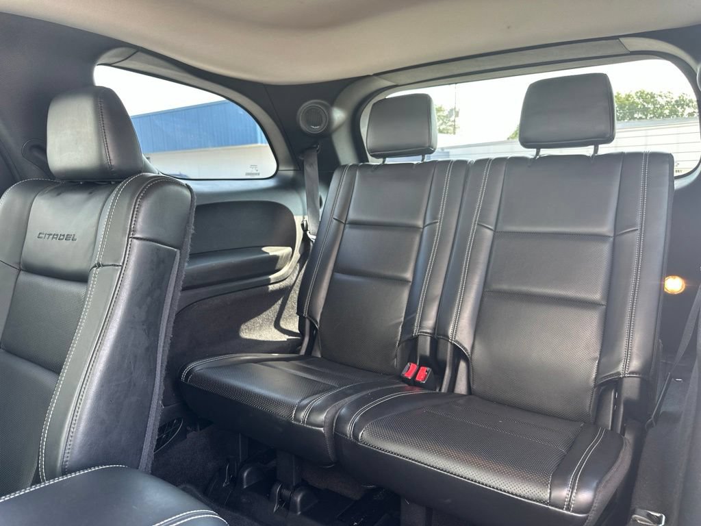 Used 2016 Dodge Durango Citadel w/ Premium Entertainment Group AWD/4WD image 22