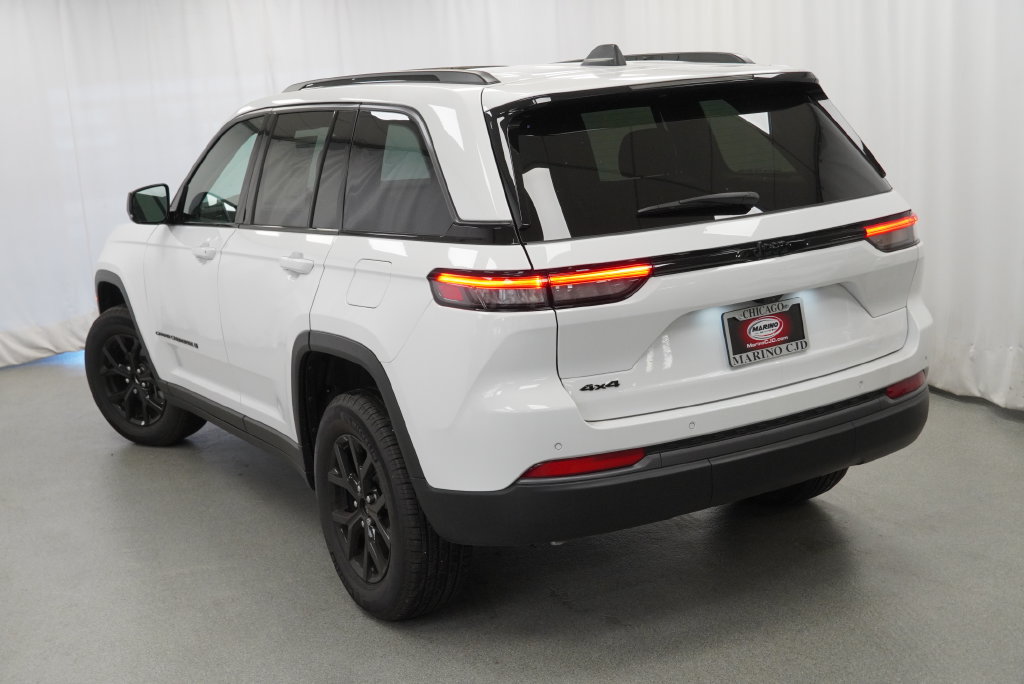 New 2026 Jeep Grand Cherokee Altitude AWD/4WD image 14