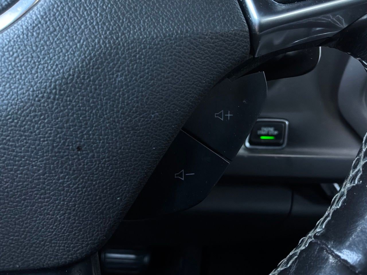 Used 2019 Chevrolet Camaro LT RWD image 39