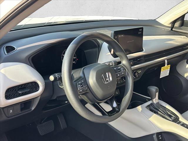 Used 2027 Honda HR-V LX image 3