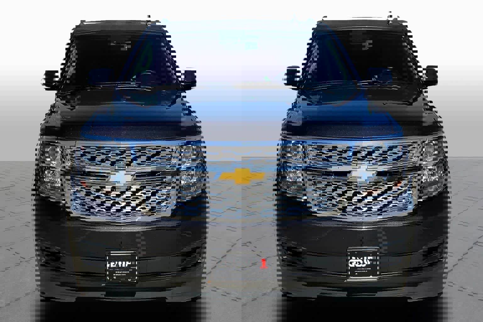 Used 2016 Chevrolet Suburban LT image 4