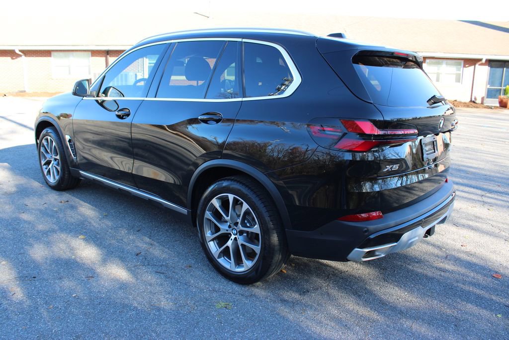Used 2024 BMW X5 xDrive40i w/ Premium Package image 7