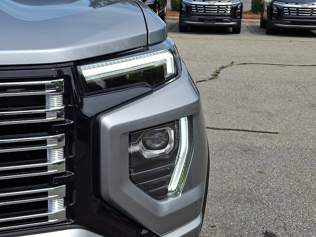 Used 2025 GMC Canyon Denali AWD/4WD image 9