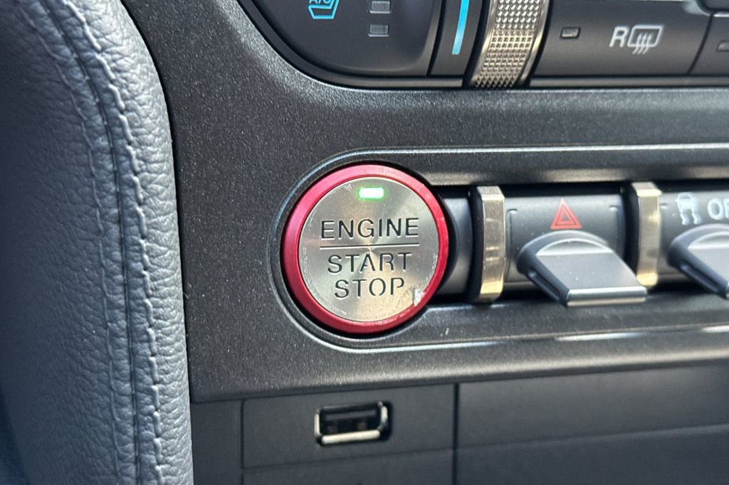 Used 2019 Ford Mustang Shelby GT350 w/ Technology Package image 25