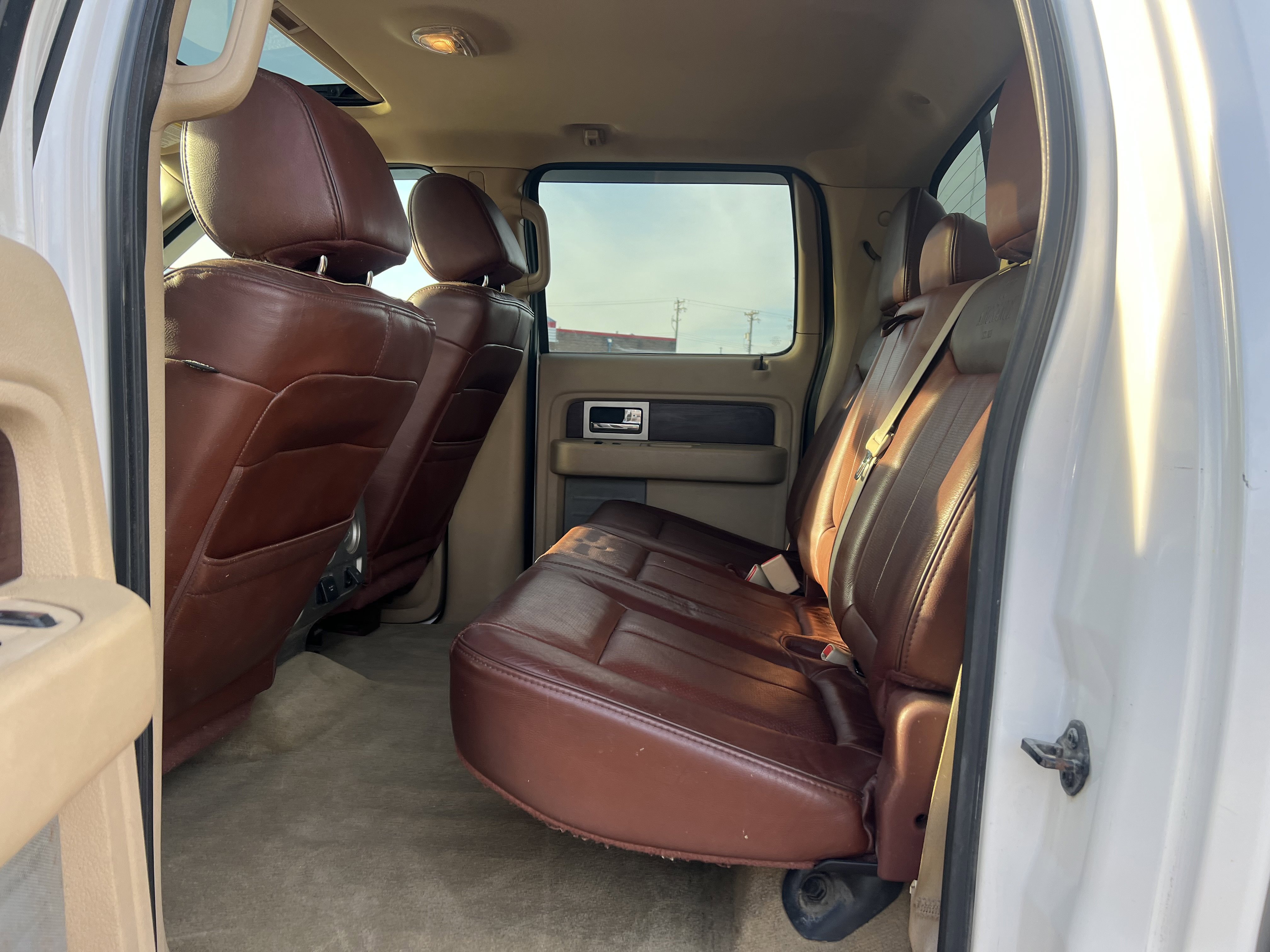 Used 2013 Ford F150 King Ranch w/ King Ranch Luxury Pkg image 11
