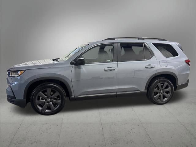 Certified 2025 Honda Pilot Sport image 3